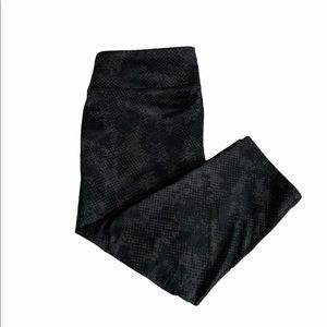 Old Navy Active Workout Capri Leggings